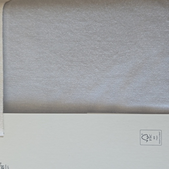 West Elm Silky Tencel Modal King Sheet Set, Retail Price $179.00 USD, Frost Gray - Picture 16 of 16